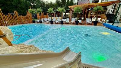 Venkovní relaxační bazén